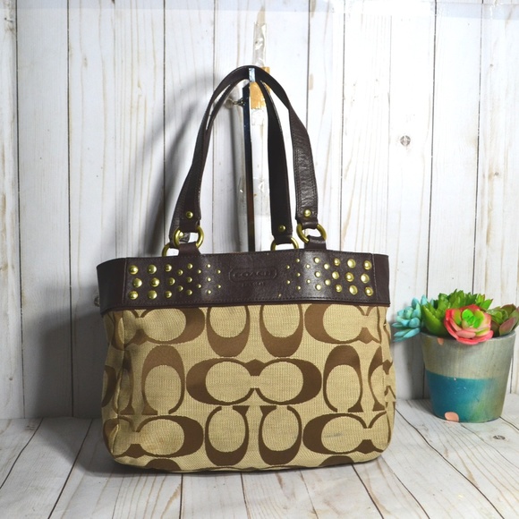 COACH Leather Medium Studded Bucket Bag F15240 - Picture 1 of 7
